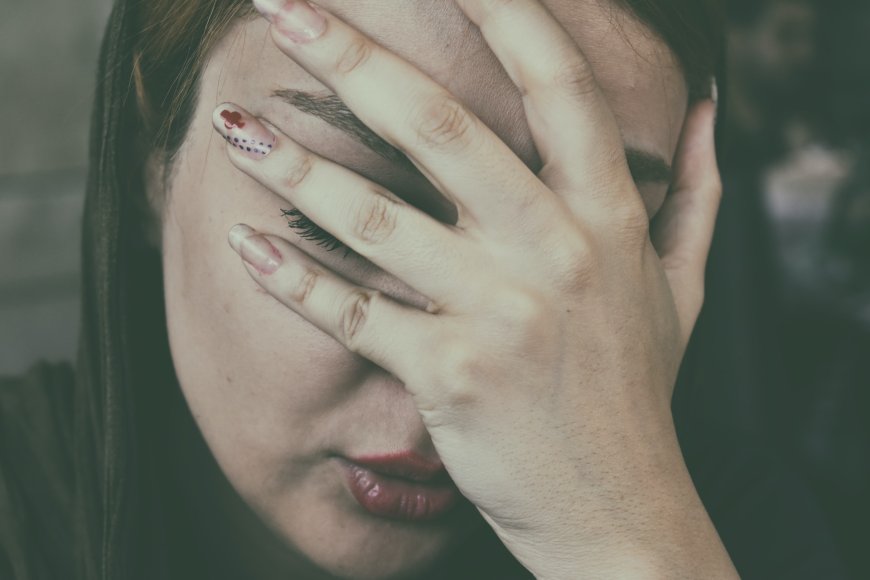 Migraine Begrijpen: Oorzaken, Symptomen en Behandeling